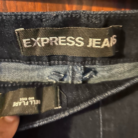 Express flared jeans. - Picture 3 of 5